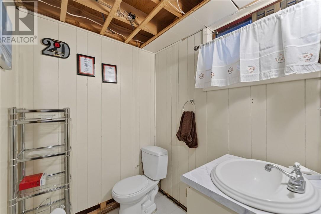 83 Rayside Avenue, Azilda, Ontario  P0M 1B0 - Photo 56 - 2128727