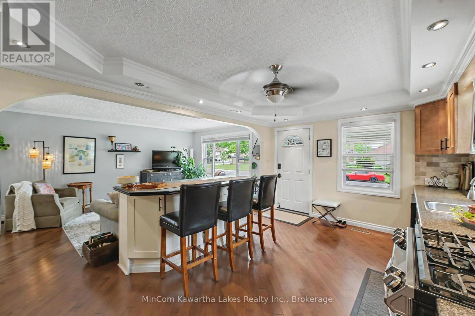 920 Elmdale Crescent, Peterborough, Ontario  K9H 6G3 - Photo 6 - X13482284