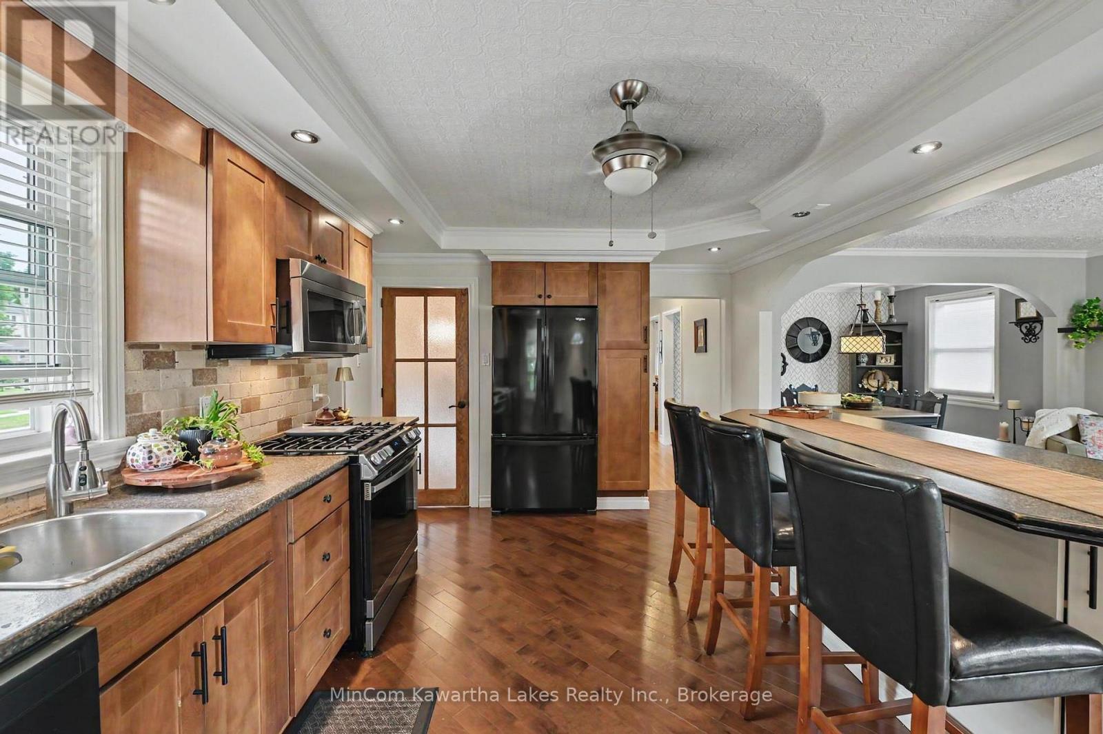 920 Elmdale Crescent, Peterborough, Ontario  K9H 6G3 - Photo 9 - X13482284