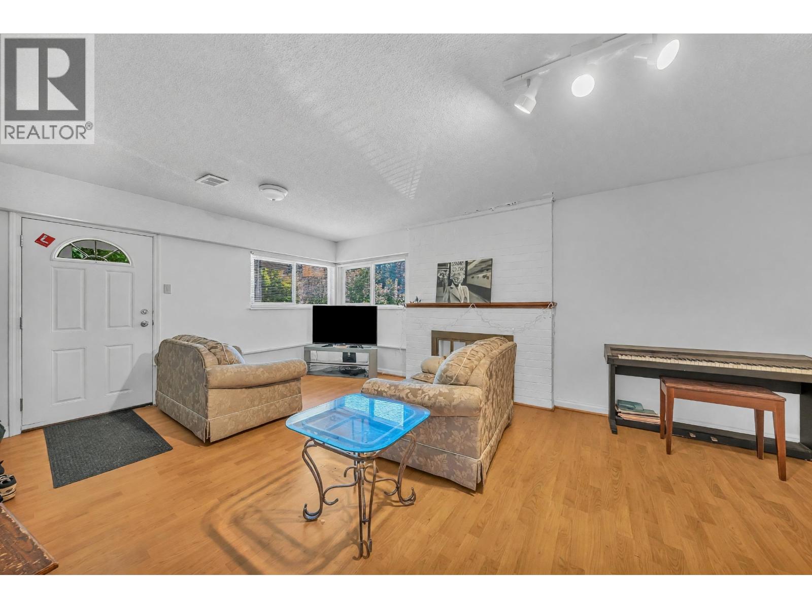 468 Saville Crescent, North Vancouver, British Columbia V7N 3B1 - Photo 30 - R3138290