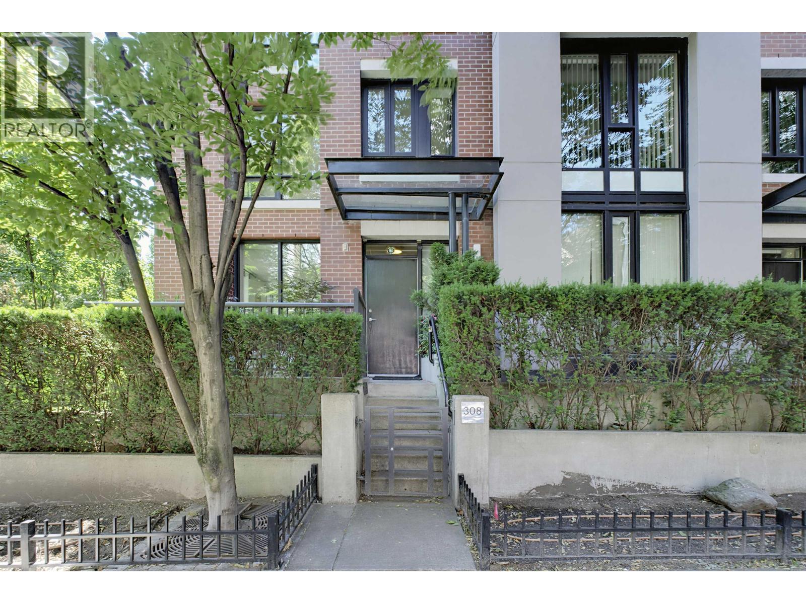 308 SMITHE STREET