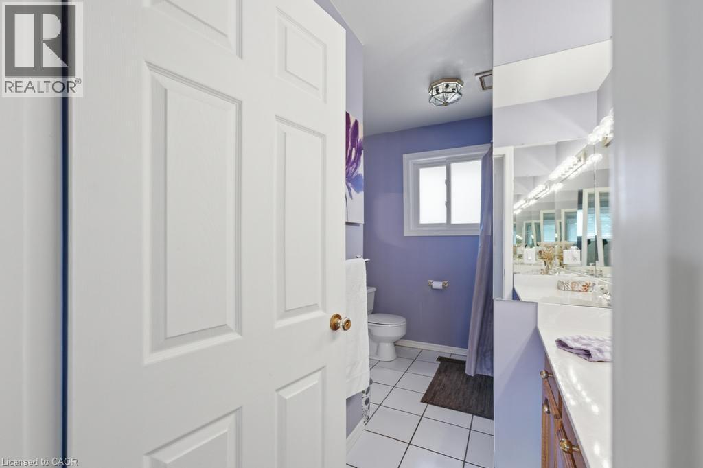 41 Oriole Crescent, Grimsby, Ontario  L3M 3X7 - Photo 12 - 40842094