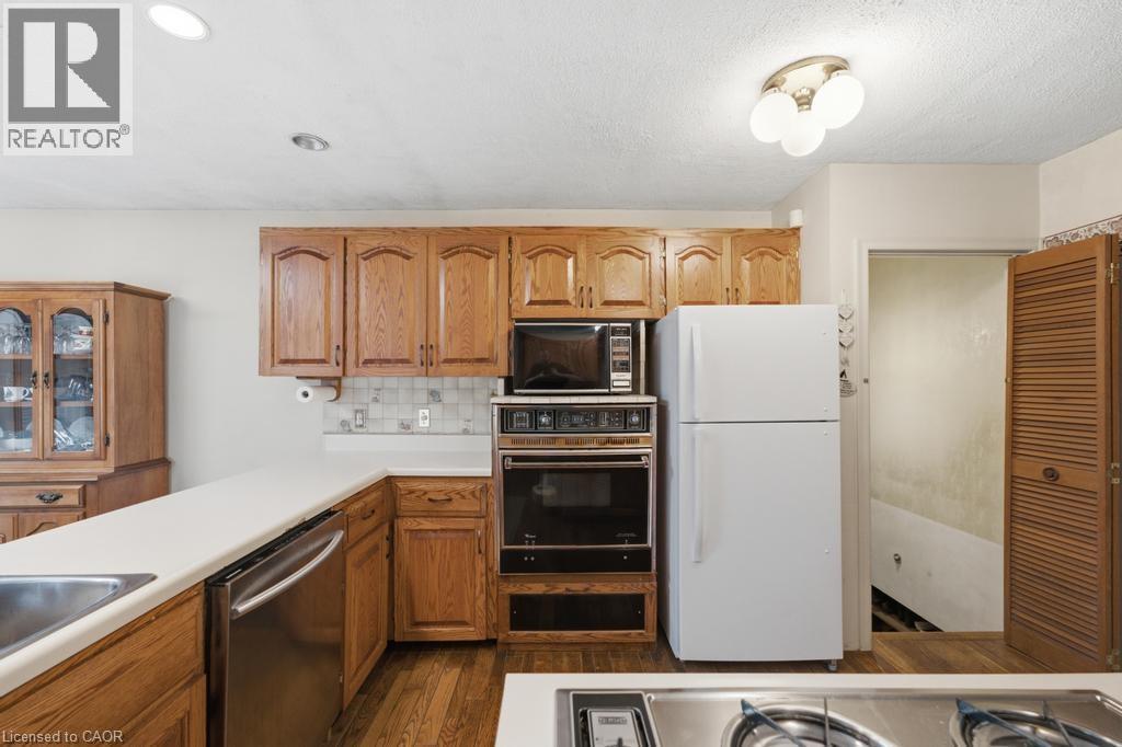 41 Oriole Crescent, Grimsby, Ontario  L3M 3X7 - Photo 8 - 40842094