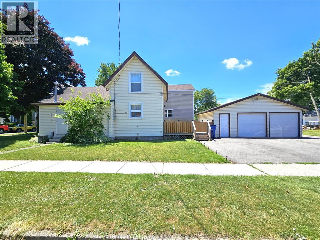 MLS# 26014729: 53 Selkirk STREET, Chatham, Canada
