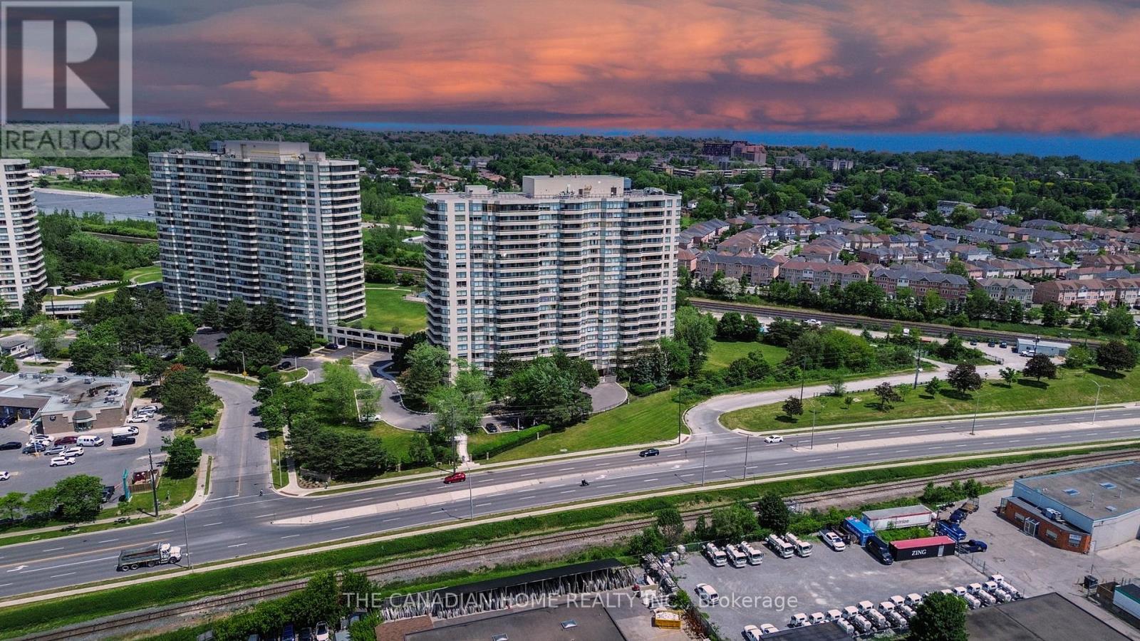 587 - 1 GREYSTONE WALK DRIVE, Toronto, Ontario