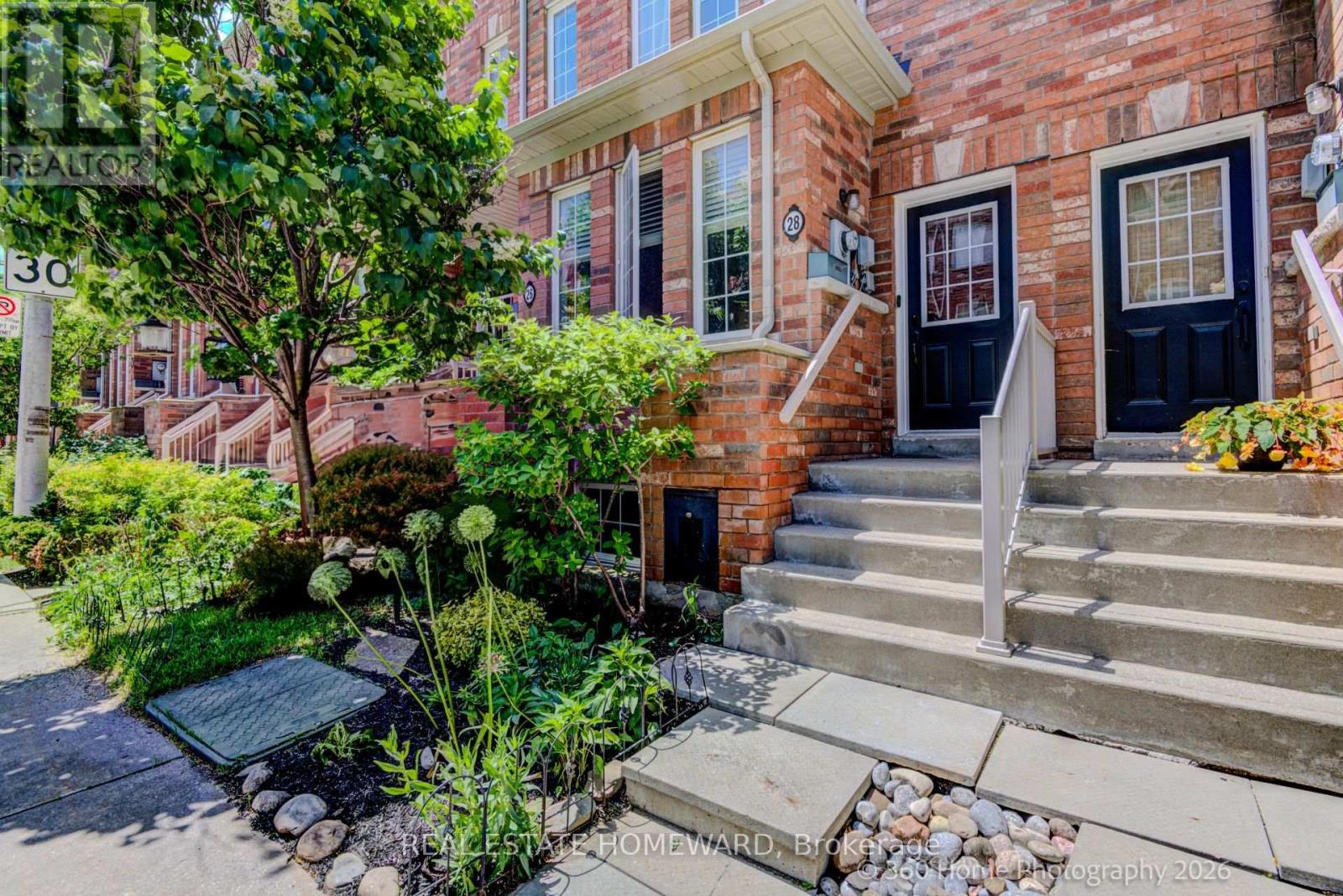 28 CARNAHAN TERRACE, Toronto, Ontario