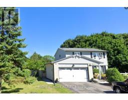 341 WEBB COURT, Newmarket, Ontario