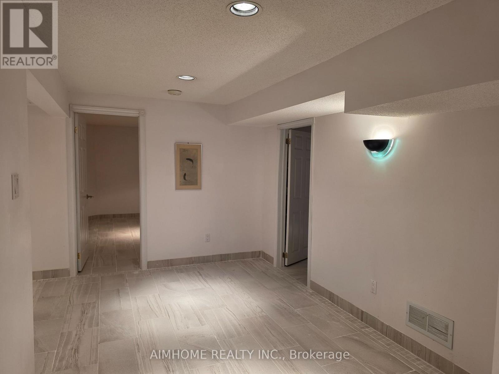 49 Holbrook Court, Markham, Ontario  L3R 7P8 - Photo 27 - N13482240