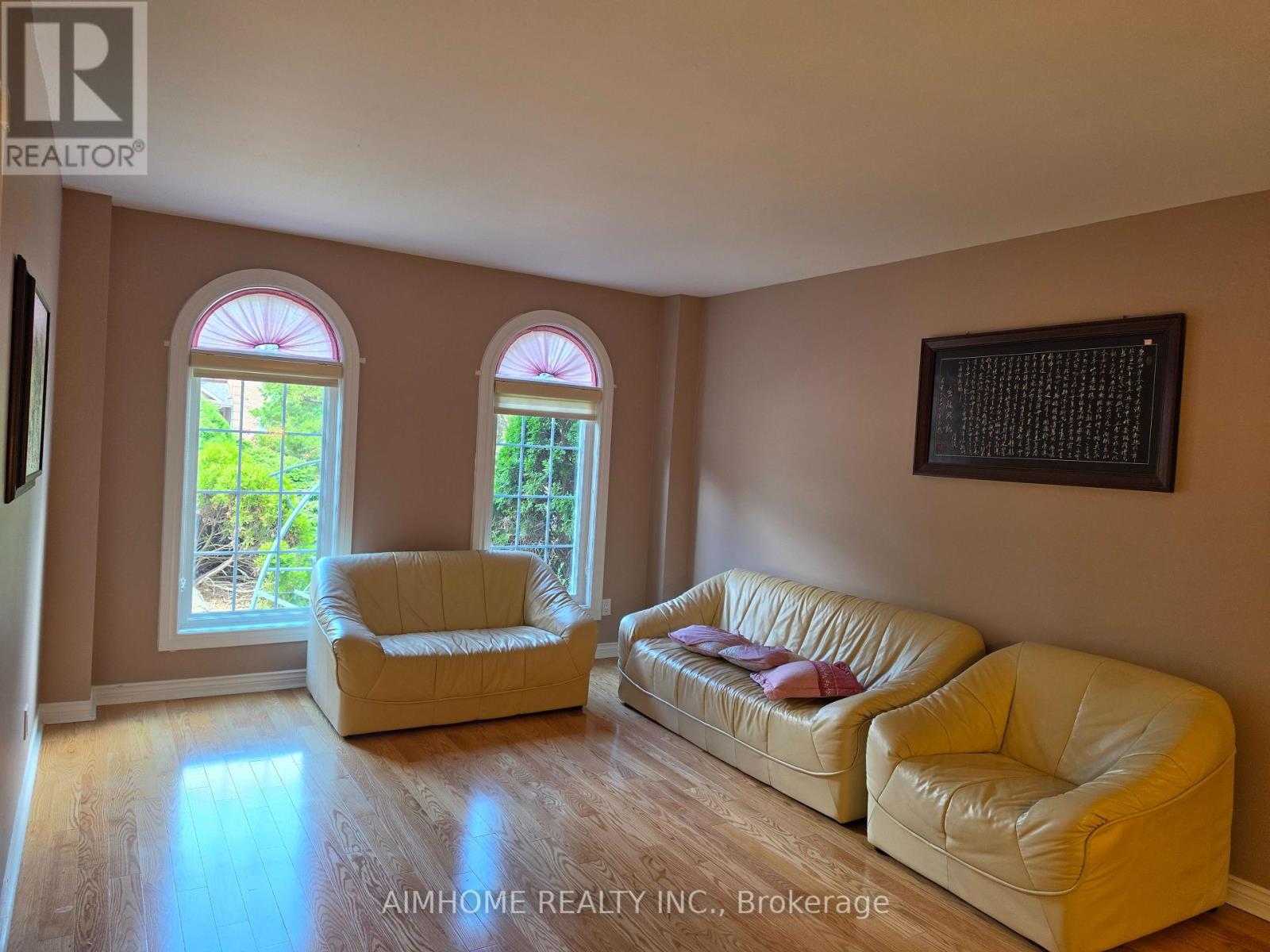 49 Holbrook Court, Markham, Ontario  L3R 7P8 - Photo 4 - N13482240