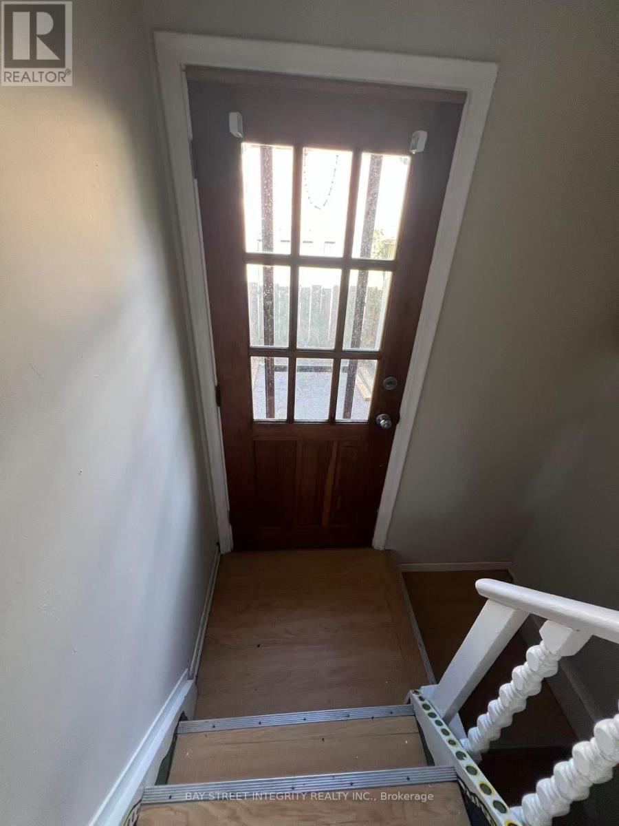520 Lynett Crescent, Richmond Hill, Ontario  L4C 2V9 - Photo 11 - N13482270