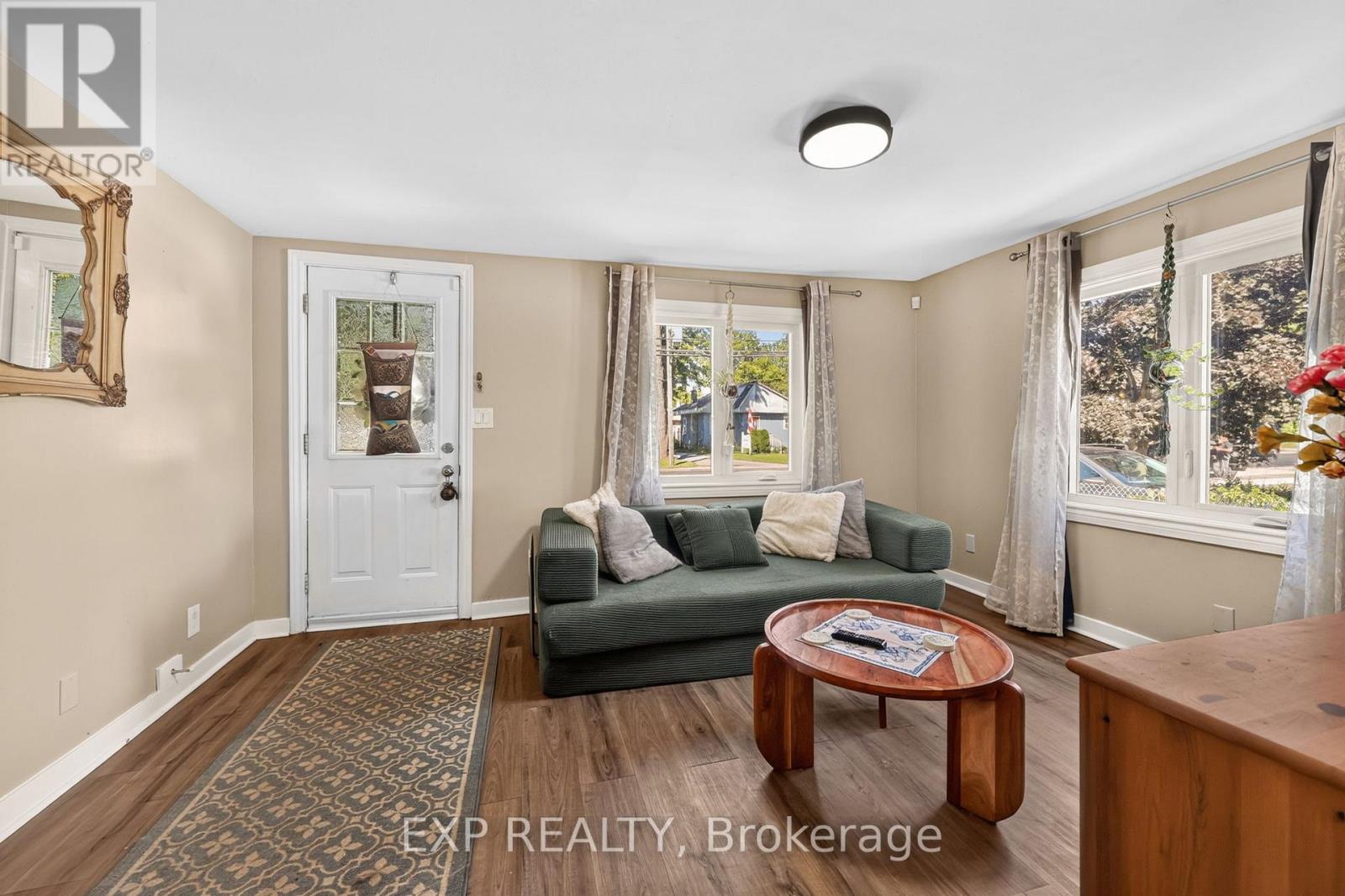 370 Gill Street, Orillia, Ontario  L3V 4K6 - Photo 11 - S13482294