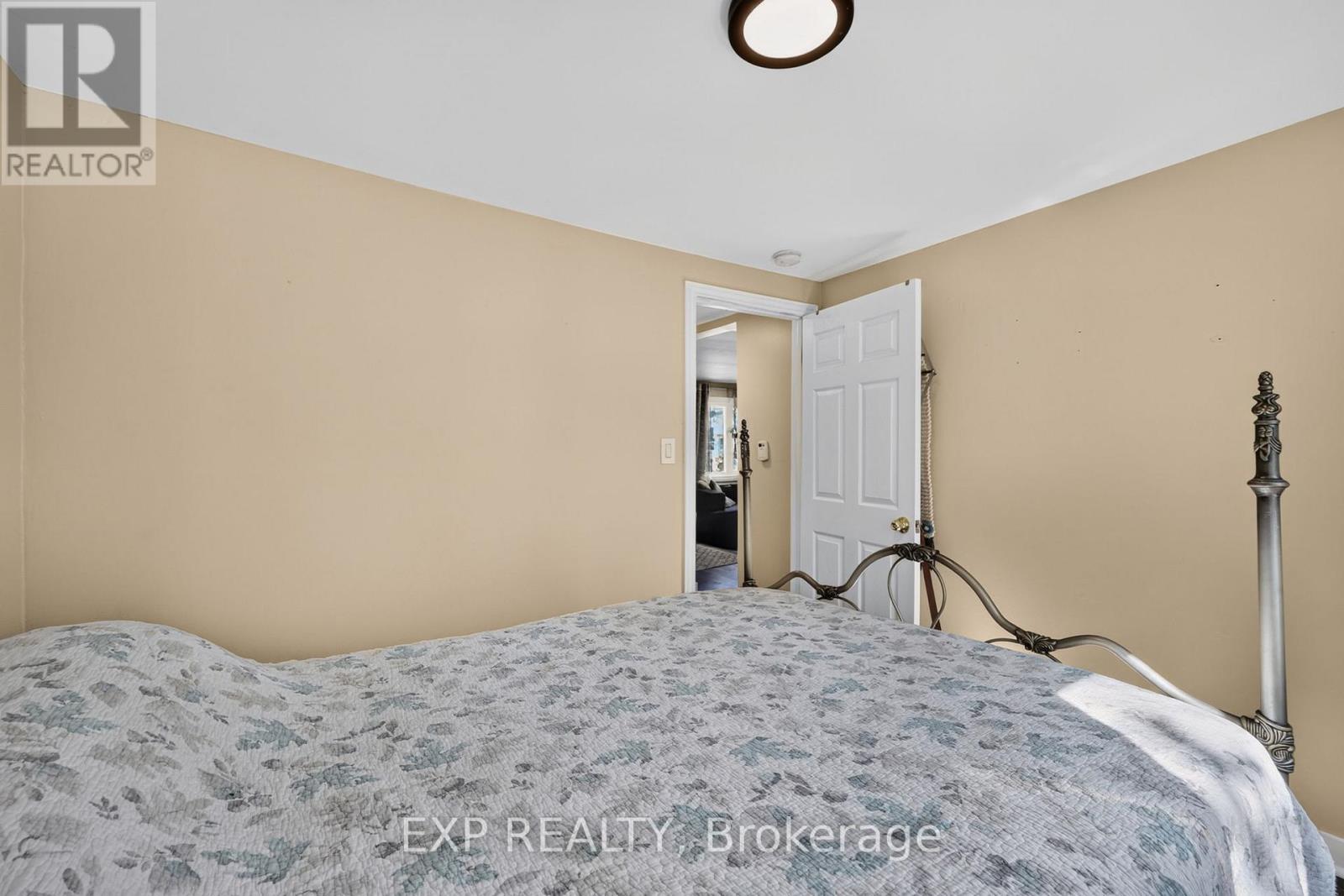 370 Gill Street, Orillia, Ontario  L3V 4K6 - Photo 18 - S13482294