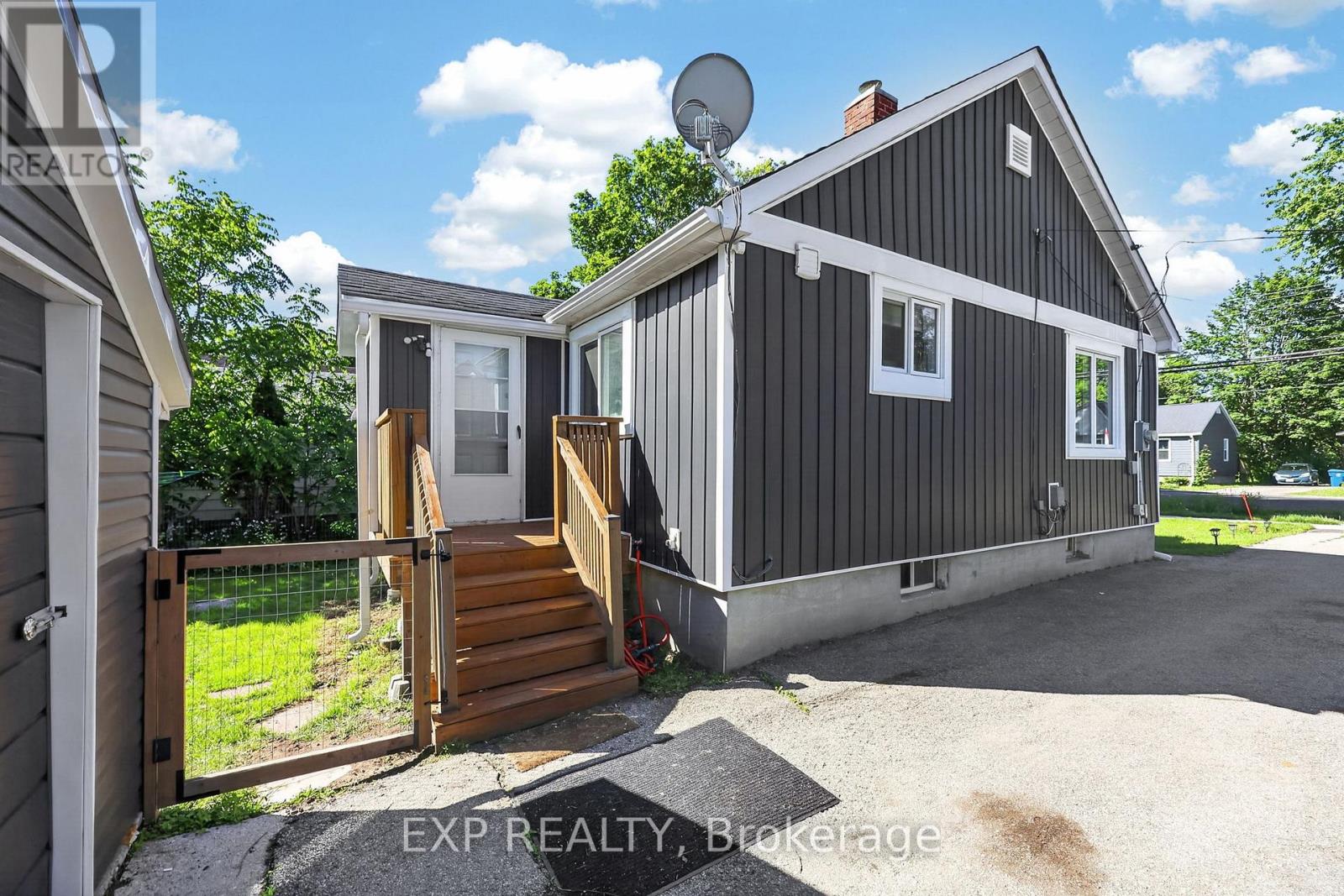 370 Gill Street, Orillia, Ontario  L3V 4K6 - Photo 22 - S13482294