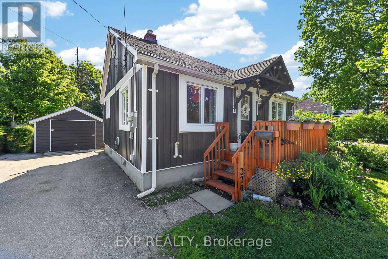 370 Gill Street, Orillia, Ontario  L3V 4K6 - Photo 4 - S13482294