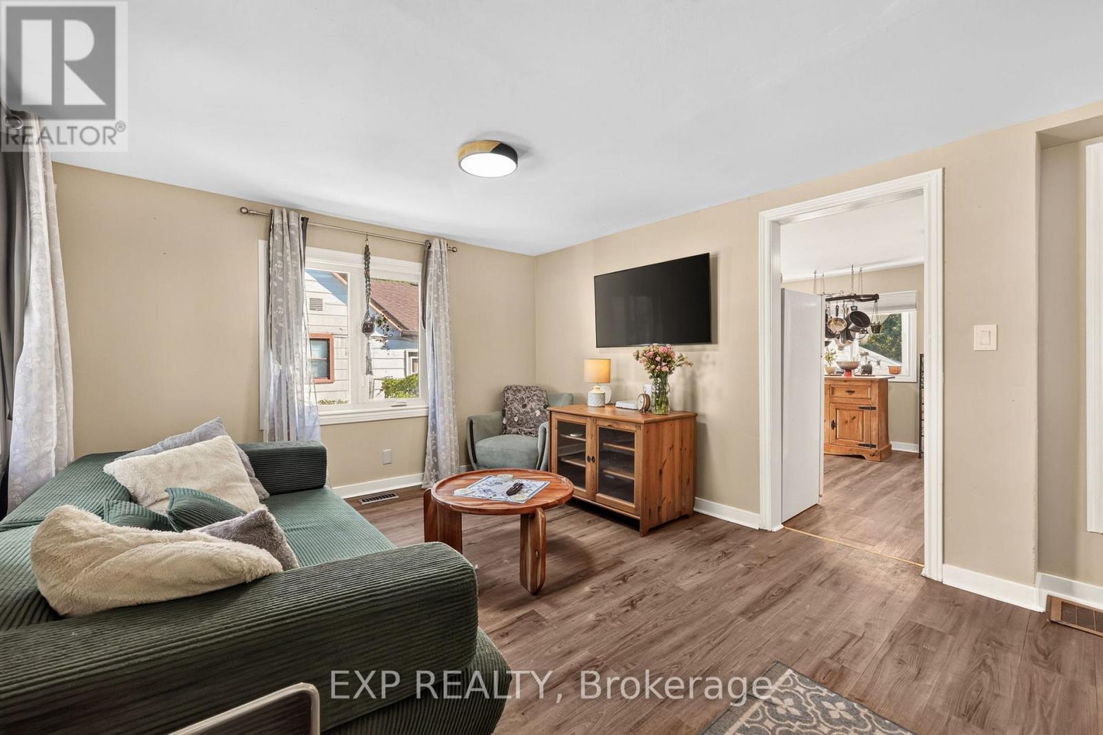 370 Gill Street, Orillia, Ontario  L3V 4K6 - Photo 7 - S13482294