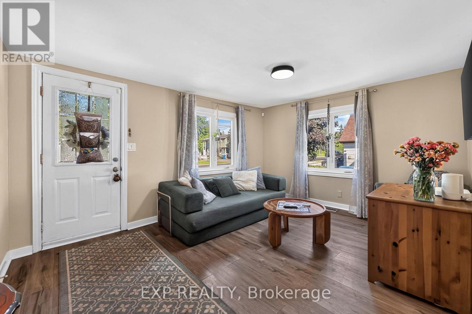 370 Gill Street, Orillia, Ontario  L3V 4K6 - Photo 8 - S13482294