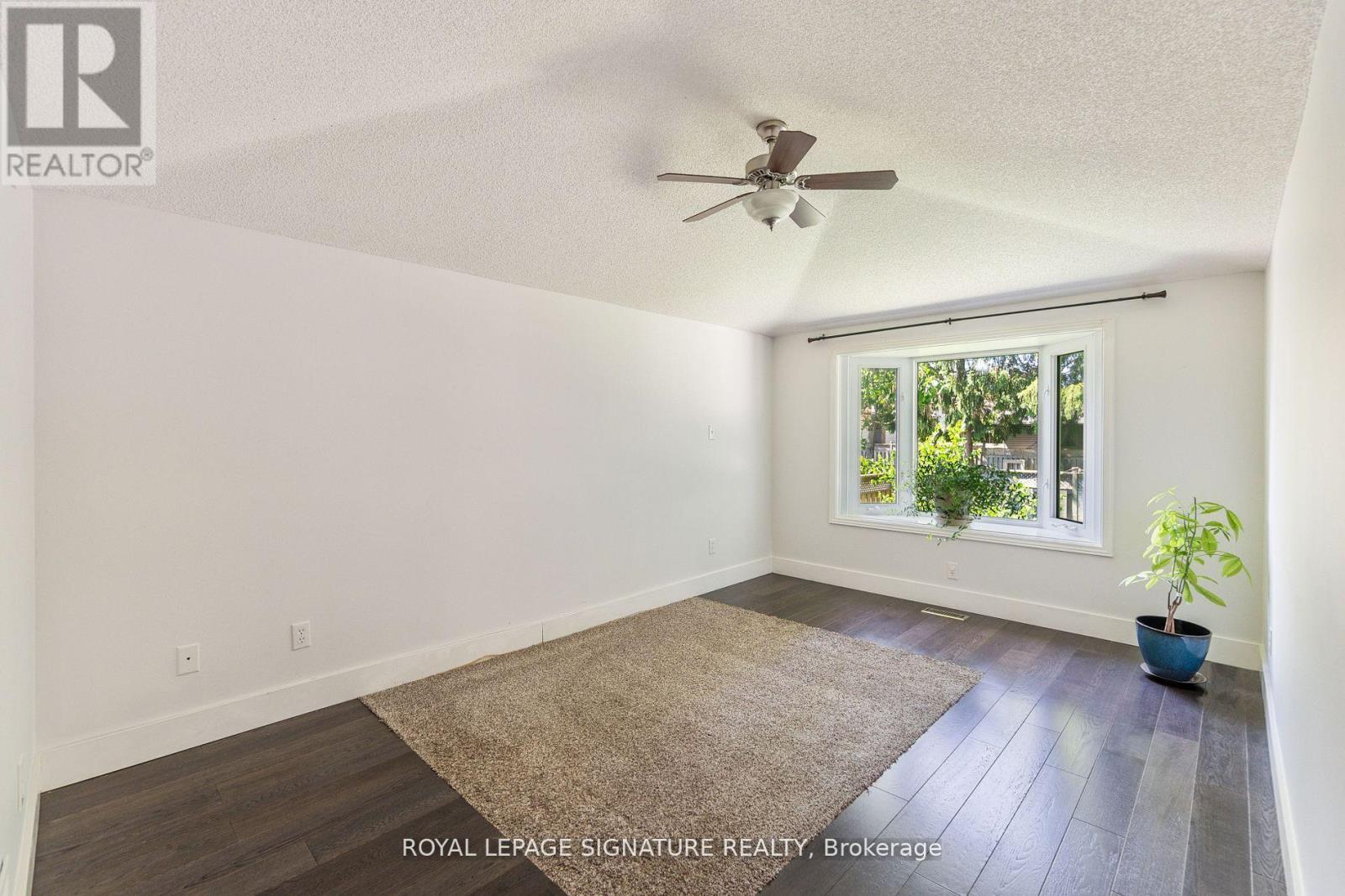 Upper - 4 Patricia Avenue, Barrie (Cundles East), Ontario  L4M 3J7 - Photo 24 - S13482322