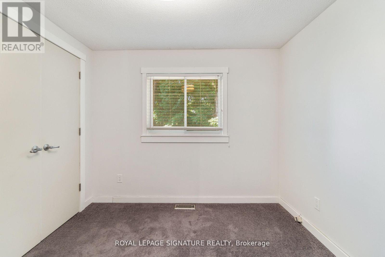 Upper - 4 Patricia Avenue, Barrie (Cundles East), Ontario  L4M 3J7 - Photo 34 - S13482322