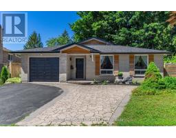 UPPER - 4 PATRICIA AVENUE, Barrie, Ontario