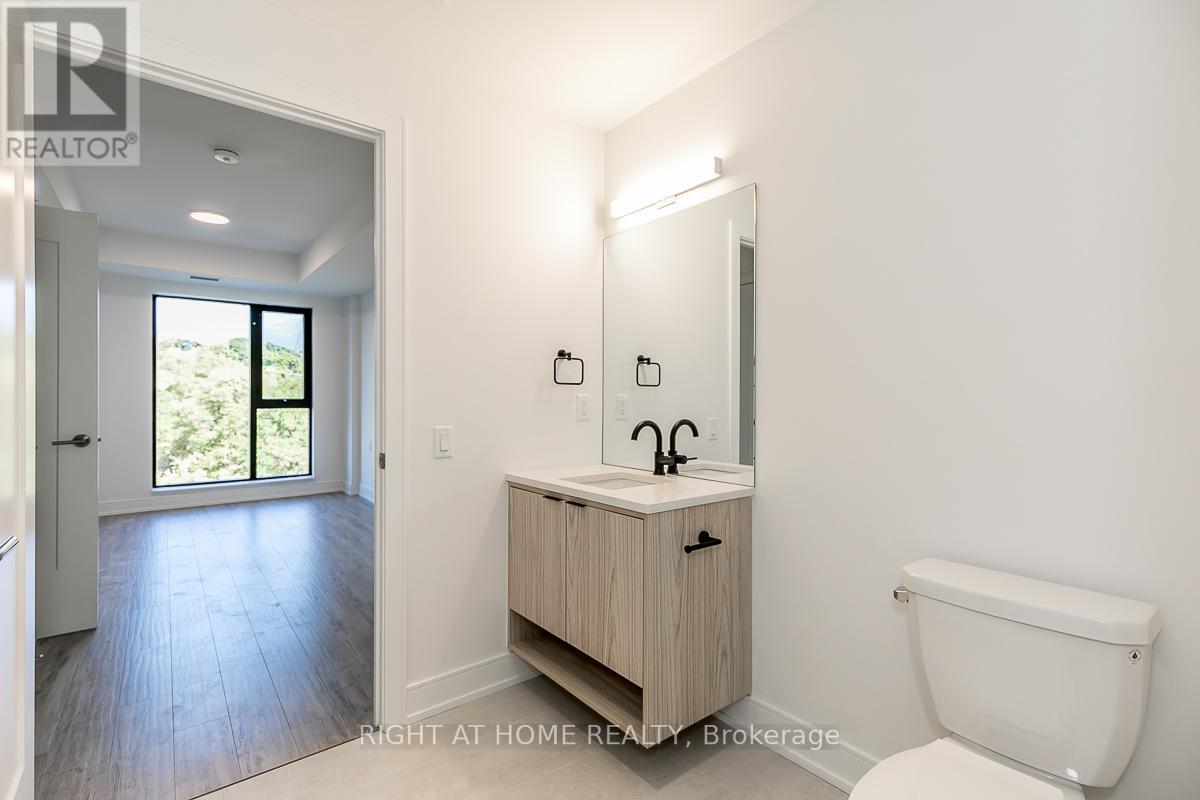 617 - 185 Dunlop Street E, Barrie (Lakeshore), Ontario  L4M 1B2 - Photo 12 - S13482368