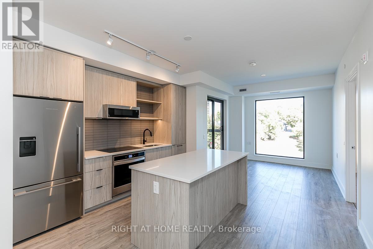617 - 185 Dunlop Street E, Barrie (Lakeshore), Ontario  L4M 1B2 - Photo 2 - S13482368