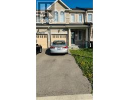 25 HOGAN MANOR DRIVE, Brampton, Ontario