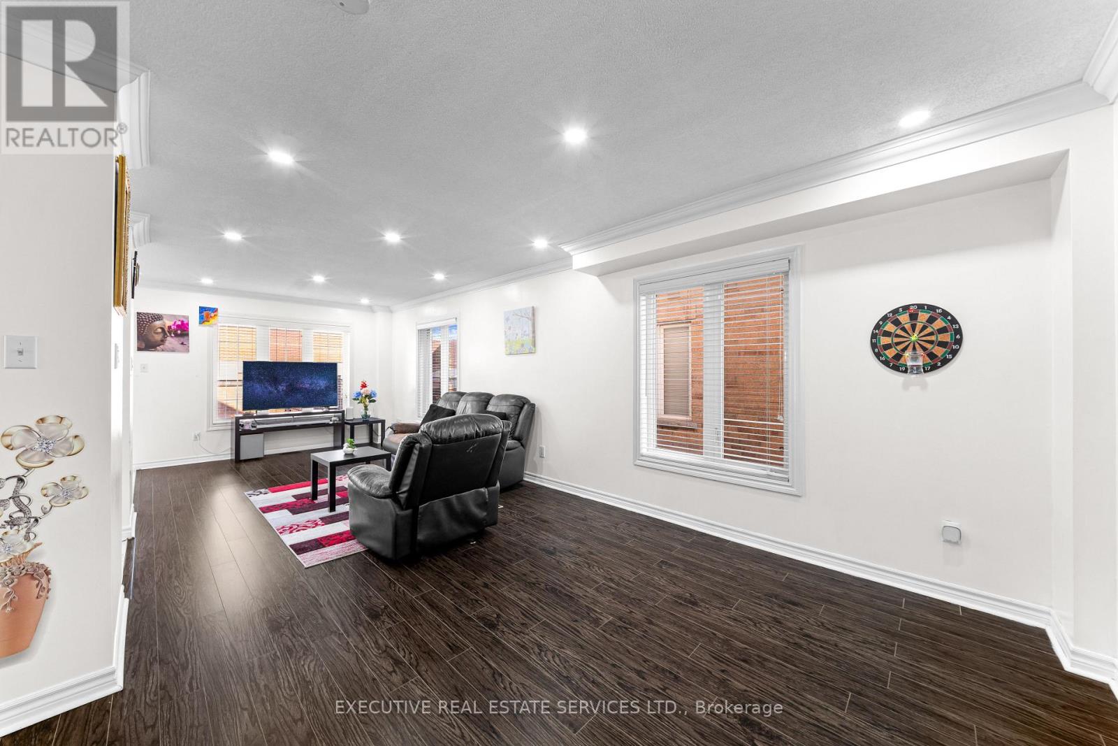 39 Kintyre Street, Brampton, Ontario  L6Z 0E5 - Photo 11 - W13482320