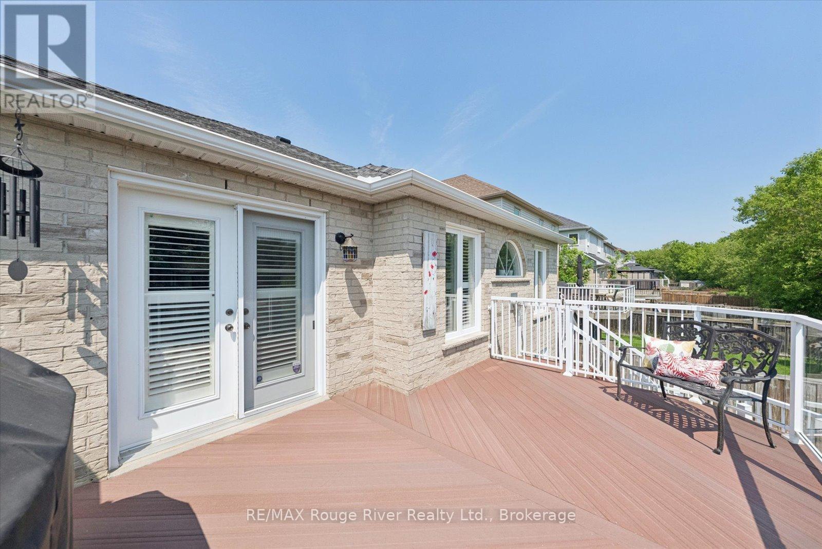 131 Guildwood Drive, Clarington, Ontario  L1C 5C7 - Photo 27 - E13473546