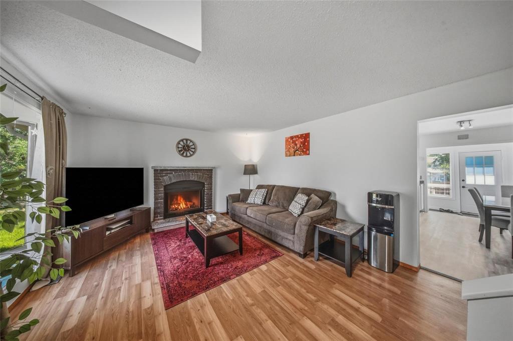 39 Culloden Road, Winnipeg, Manitoba  R2J 3S4 - Photo 3 - 202614804