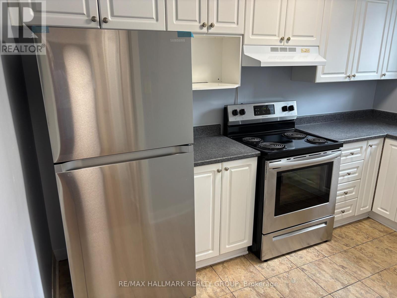 2 - 1064 Merivale Road, Ottawa, Ontario  K1Z 6A9 - Photo 5 - X13482438