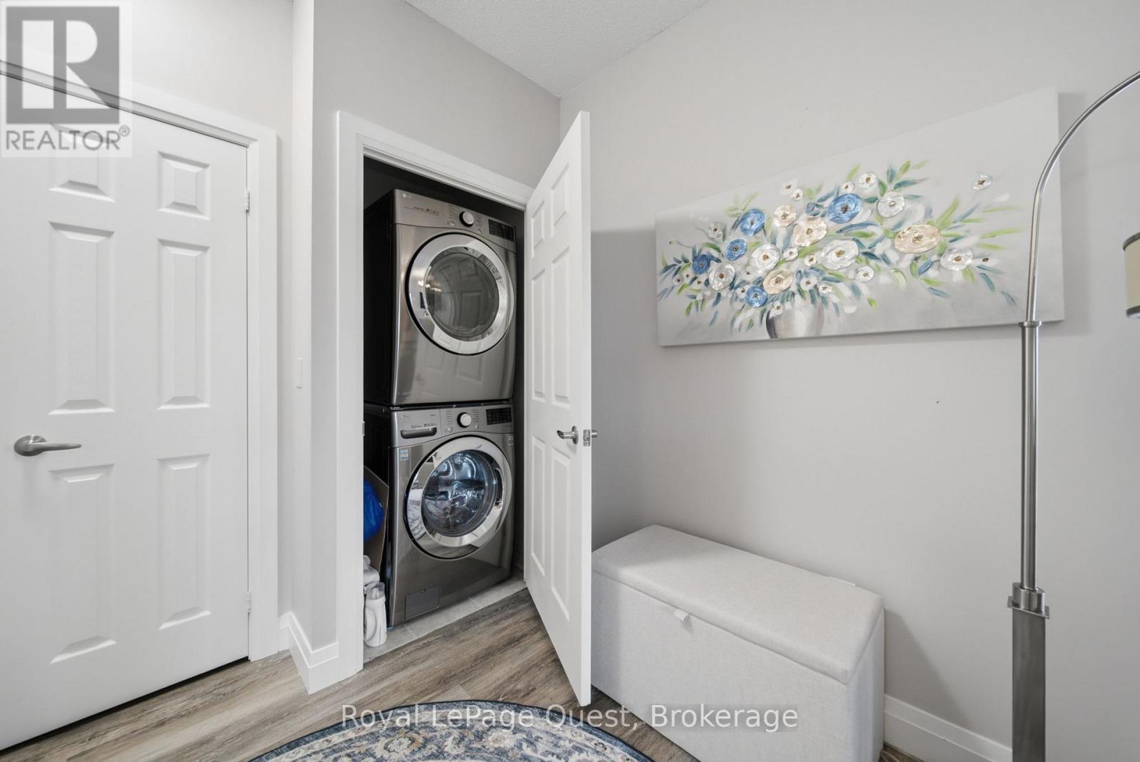 203 - 354 Atherley Road, Orillia, Ontario  L3V 6H6 - Photo 4 - S13482402