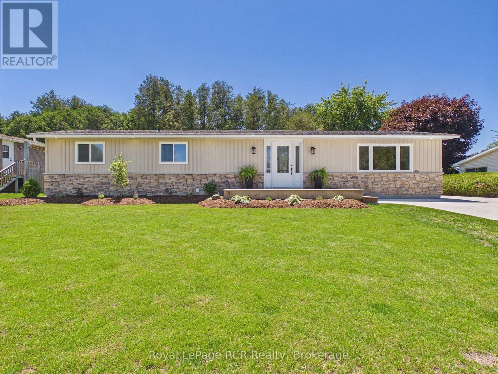 25 INVERLYN CRESCENT N, Kincardine, Ontario