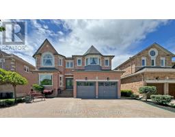 18 MARINUCCI COURT, Richmond Hill, Ontario