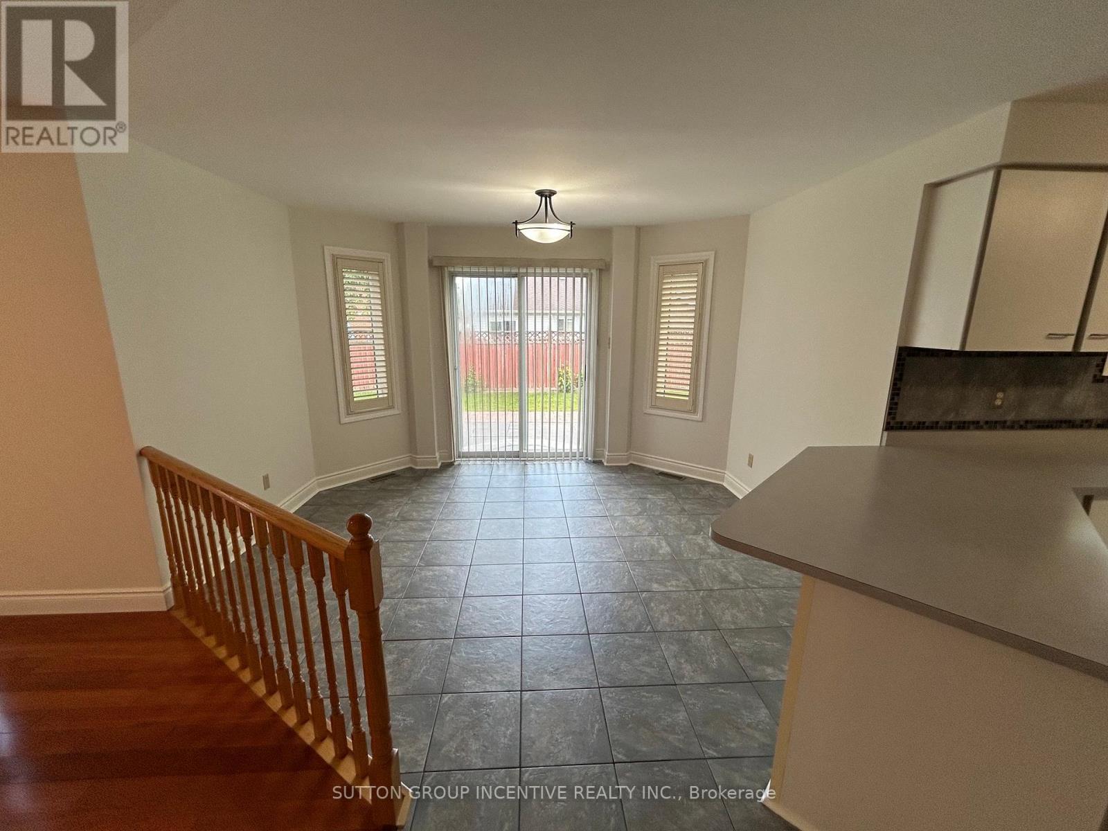 189 Hanmer Street W, Barrie (West Bayfield), Ontario L4N 7J9 - Photo 10 - S13482424