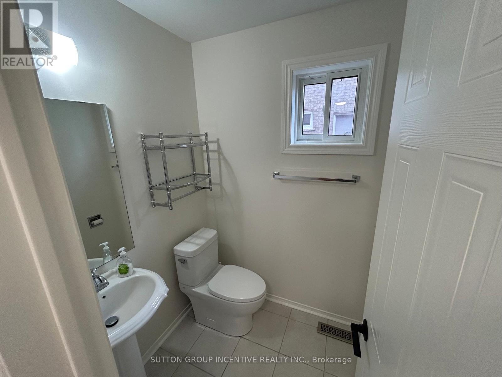 189 Hanmer Street W, Barrie (West Bayfield), Ontario L4N 7J9 - Photo 13 - S13482424