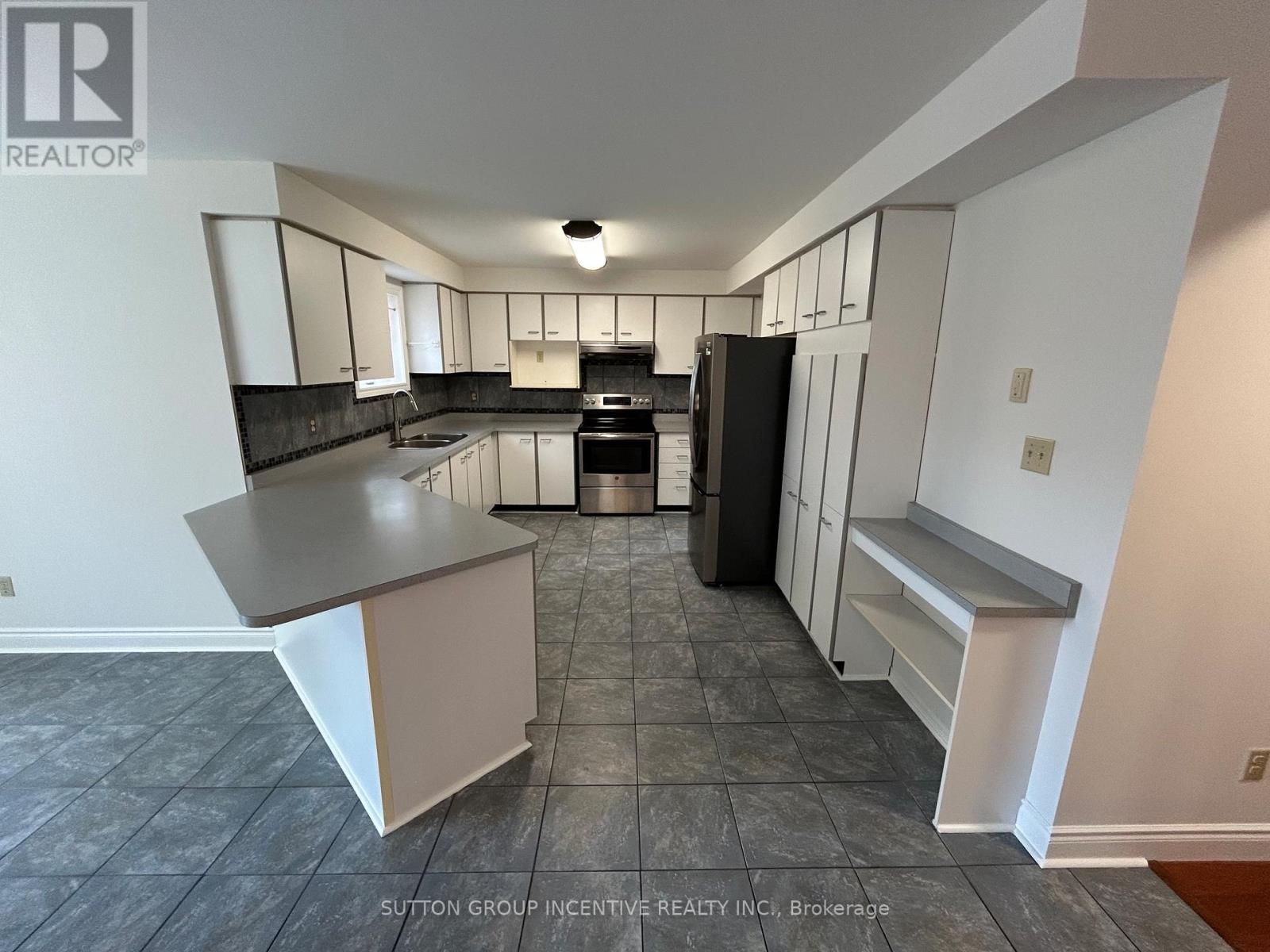 189 Hanmer Street W, Barrie (West Bayfield), Ontario L4N 7J9 - Photo 7 - S13482424