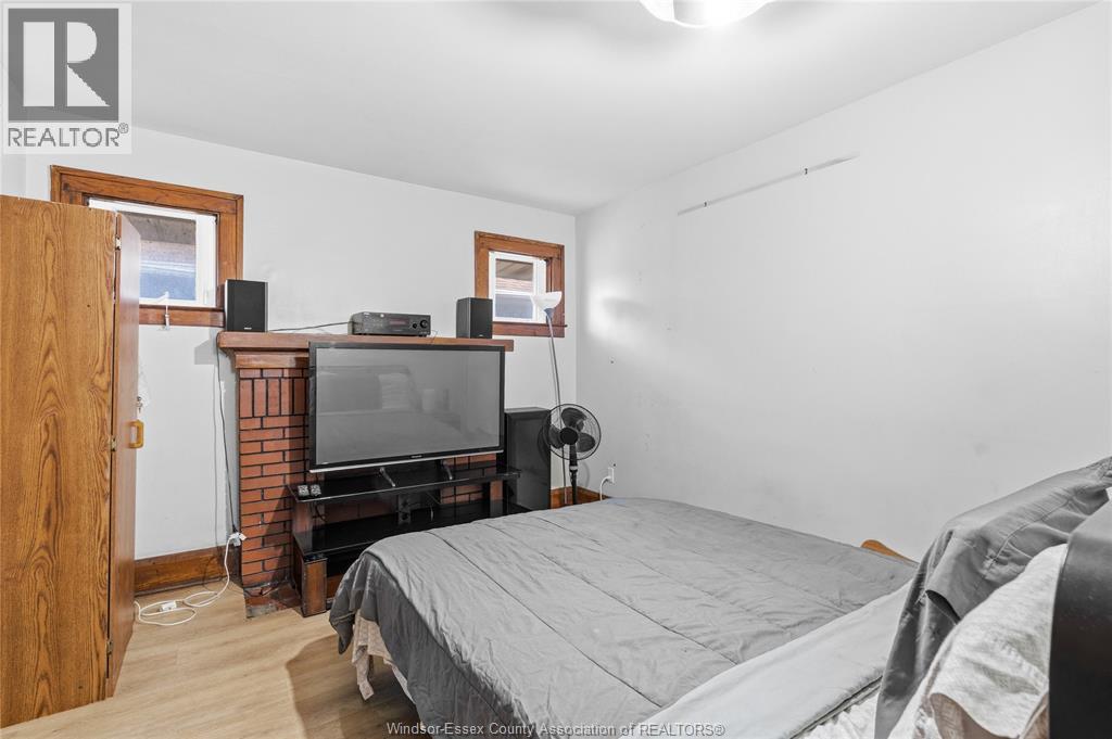 326-328 Partington Avenue, Windsor, Ontario  N9B 2N5 - Photo 14 - 26014877