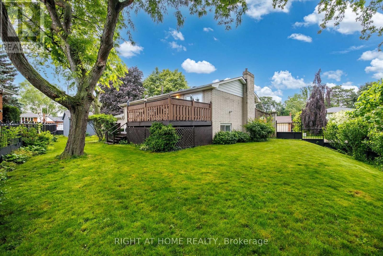 39 San Francisco Avenue, Hamilton, Ontario  L9C 5N8 - Photo 36 - X13482370