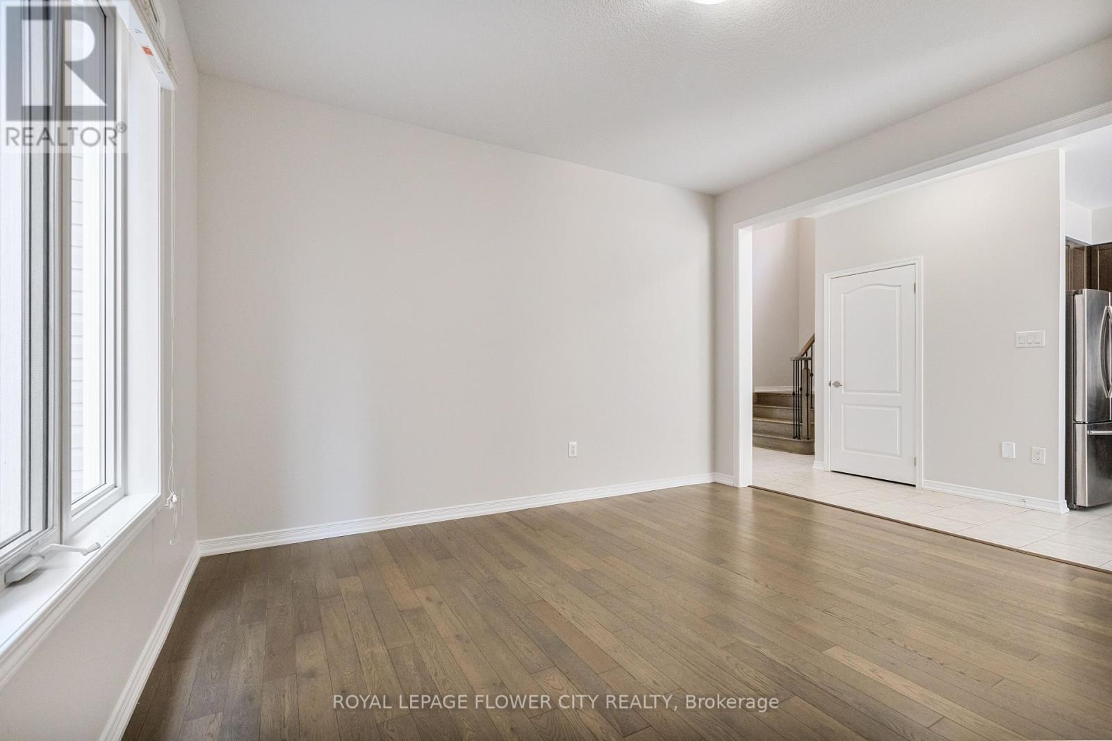 25 Munro Circle, Brant, Ontario N3T 0R1 - Photo 14 - X13482404