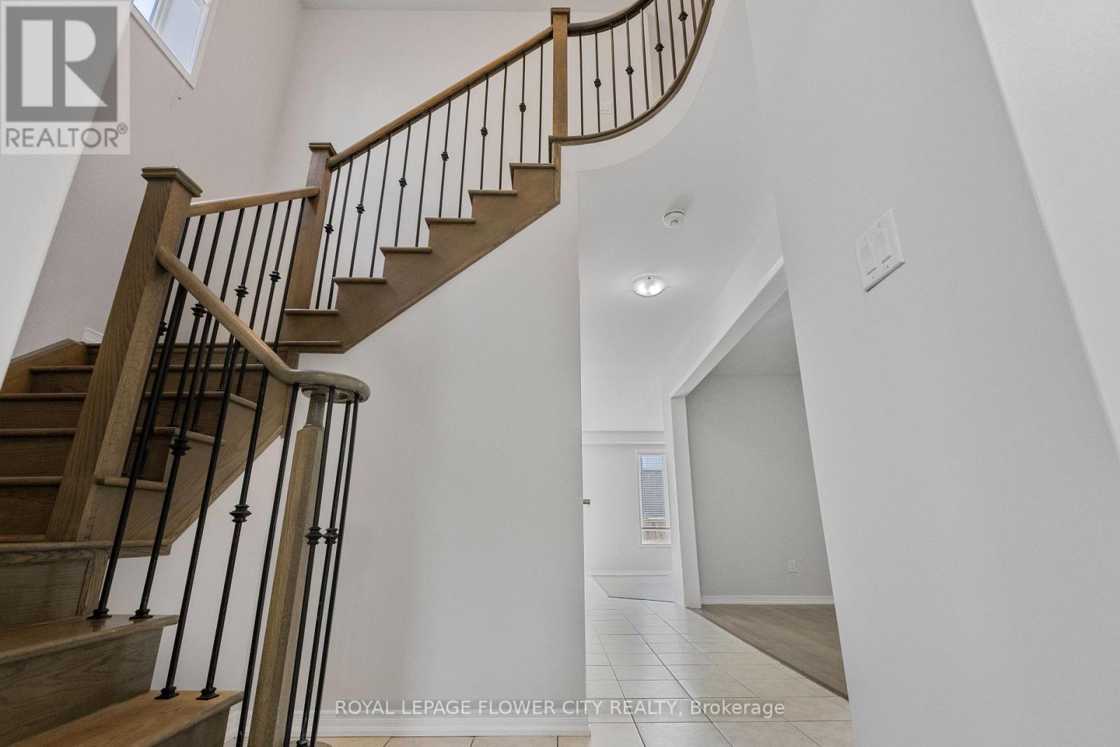 25 Munro Circle, Brant, Ontario N3T 0R1 - Photo 8 - X13482404