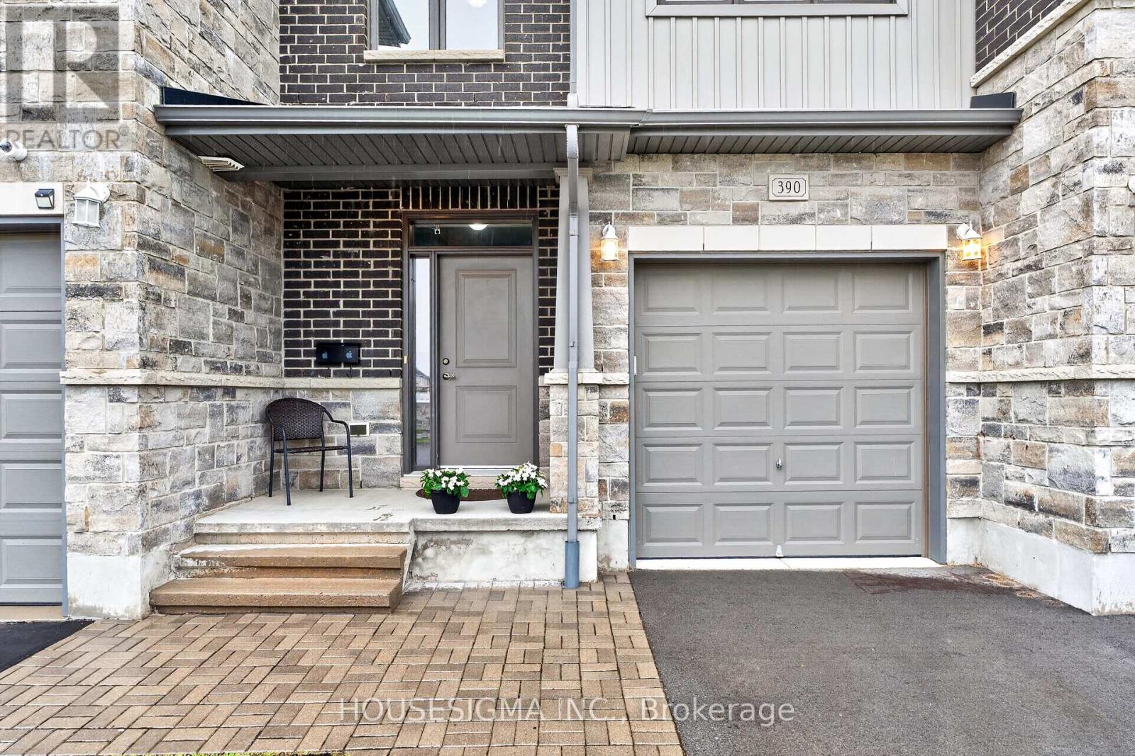 390 Buckthorn Drive, Kingston, Ontario  K7P 0R8 - Photo 2 - X13482426