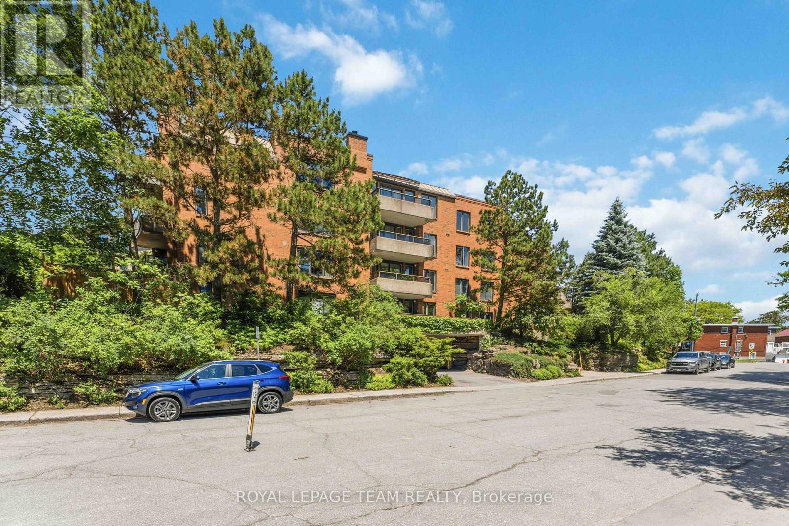 301 - 7 Kippewa Drive, Ottawa, Ontario  K1S 3G3 - Photo 2 - X13482486