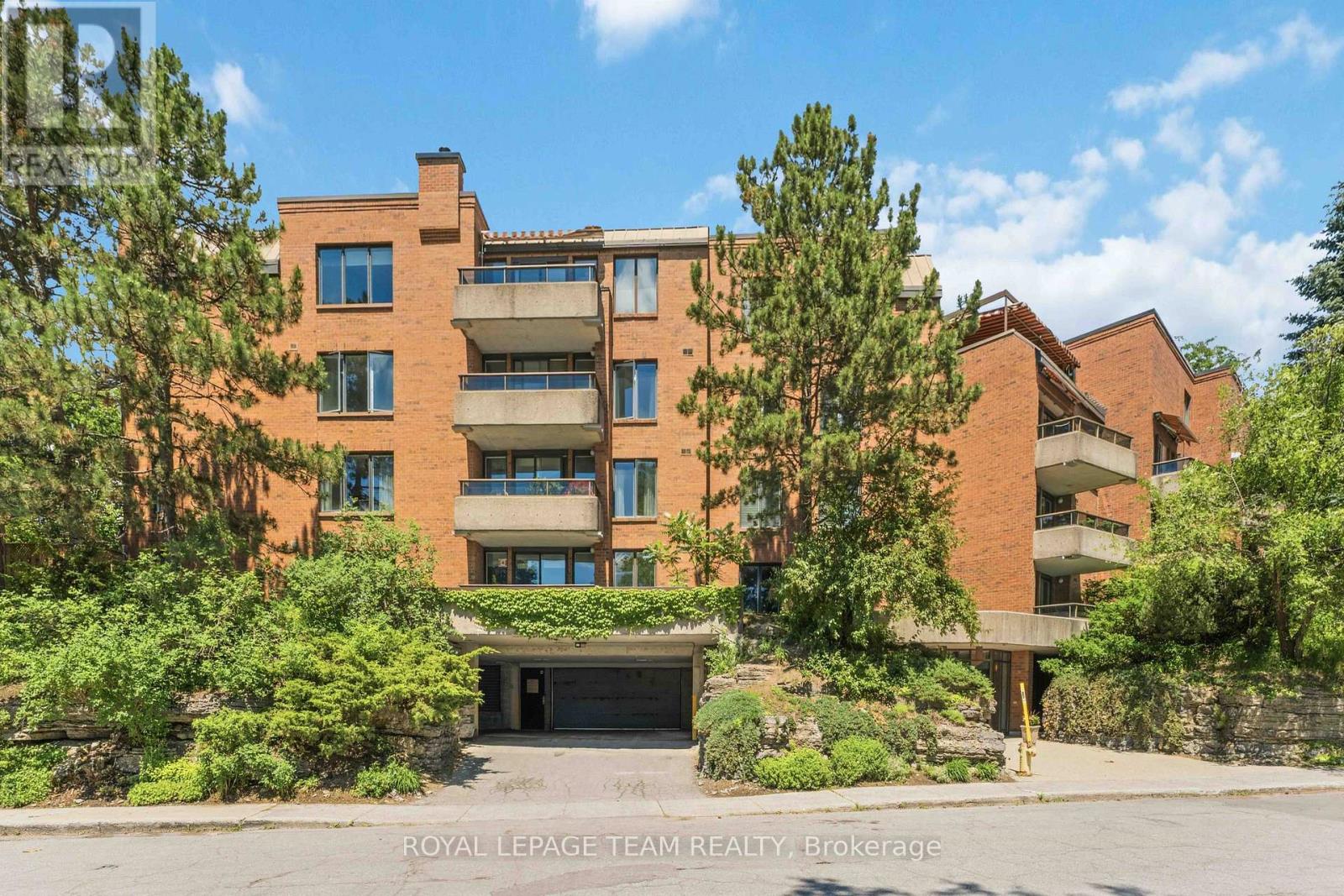 301 - 7 Kippewa Drive, Ottawa, Ontario  K1S 3G3 - Photo 3 - X13482486