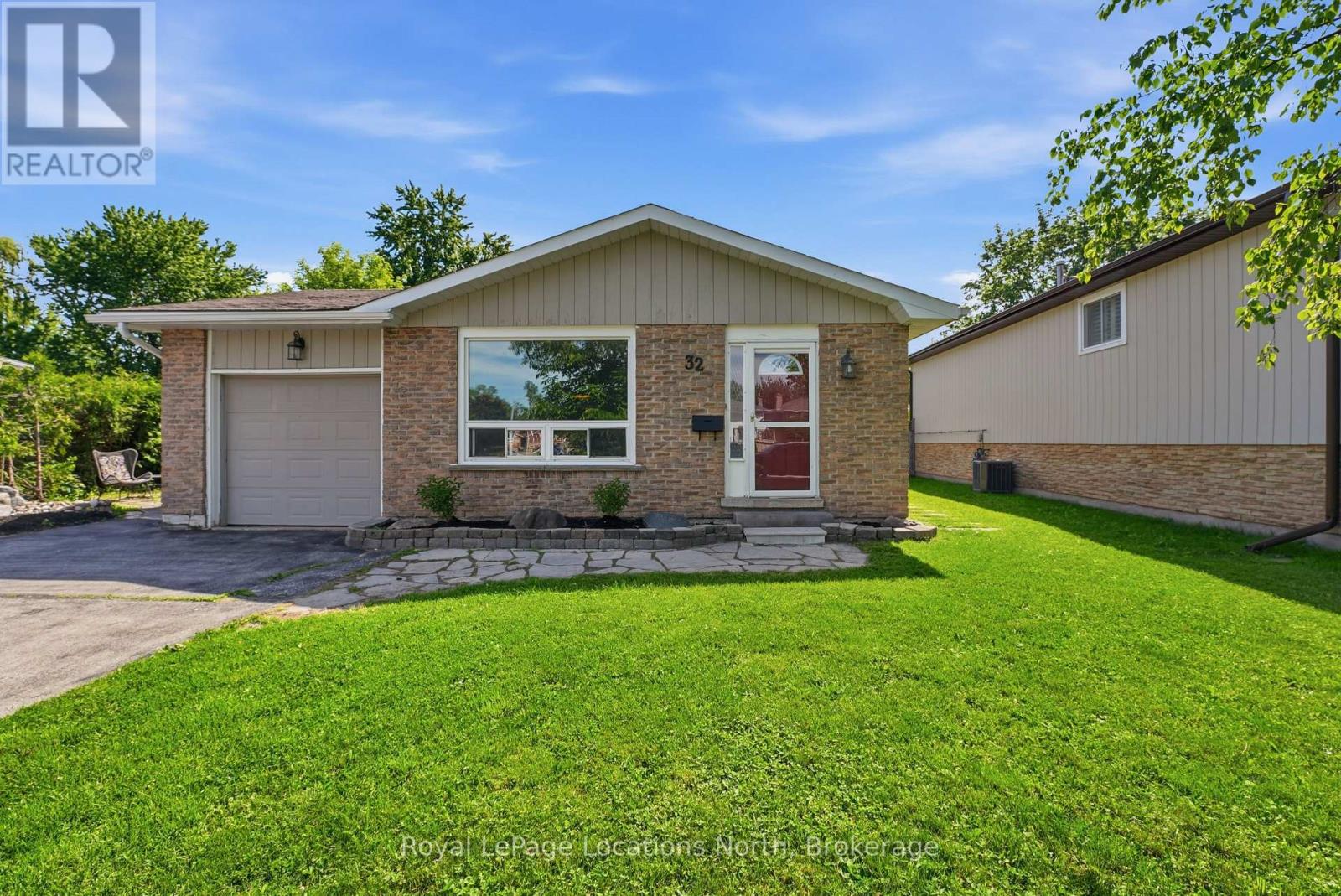 32 Courtice Crescent, Collingwood, Ontario L9Y 4G1 - Photo 2 - S13482478