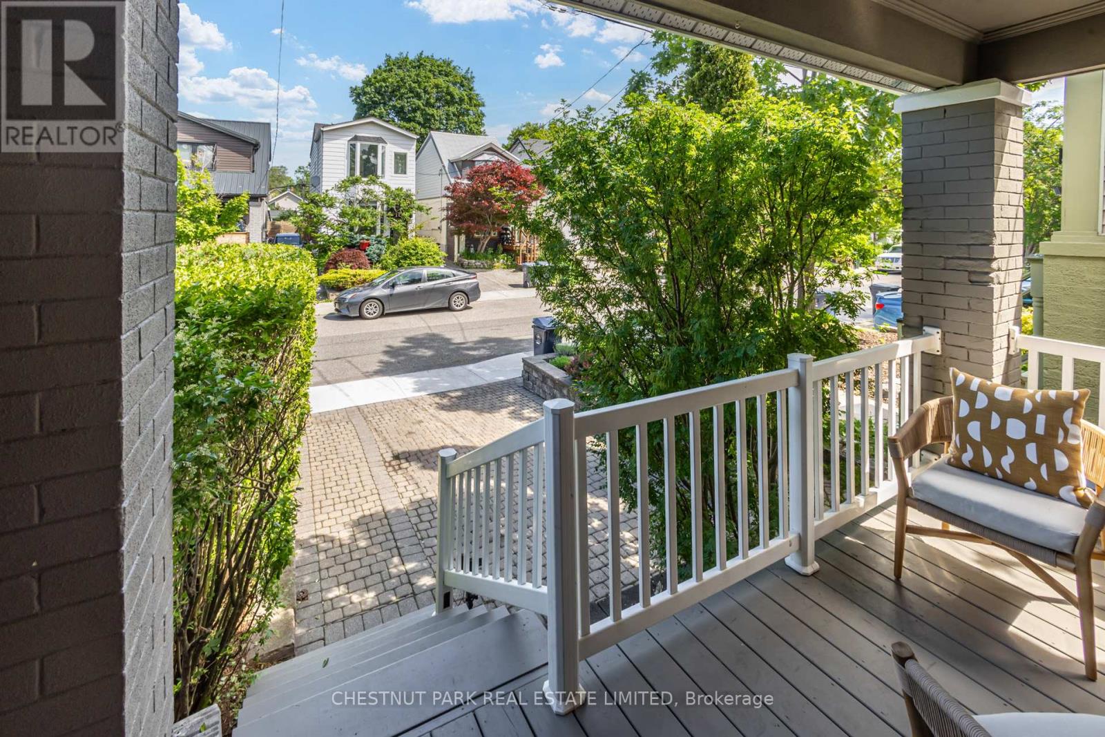 89 Frater Avenue, Toronto, Ontario  M4C 2H7 - Photo 5 - E13444902