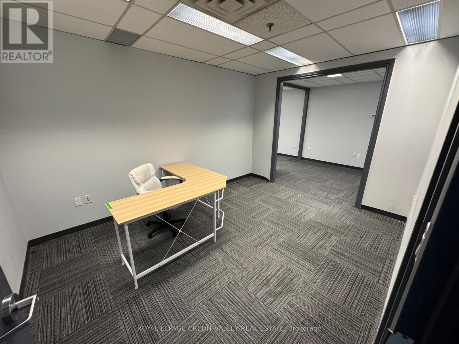 205b - 2800 Skymark Avenue, Mississauga, Ontario  L4W 5A6 - Photo 22 - W13482476