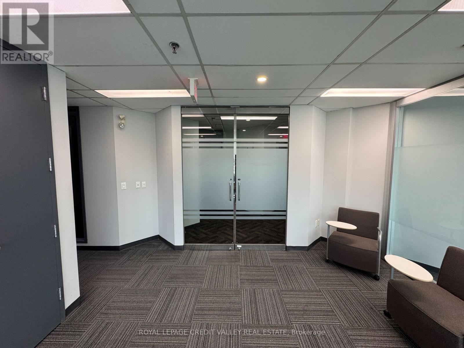 205b - 2800 Skymark Avenue, Mississauga, Ontario  L4W 5A6 - Photo 7 - W13482476