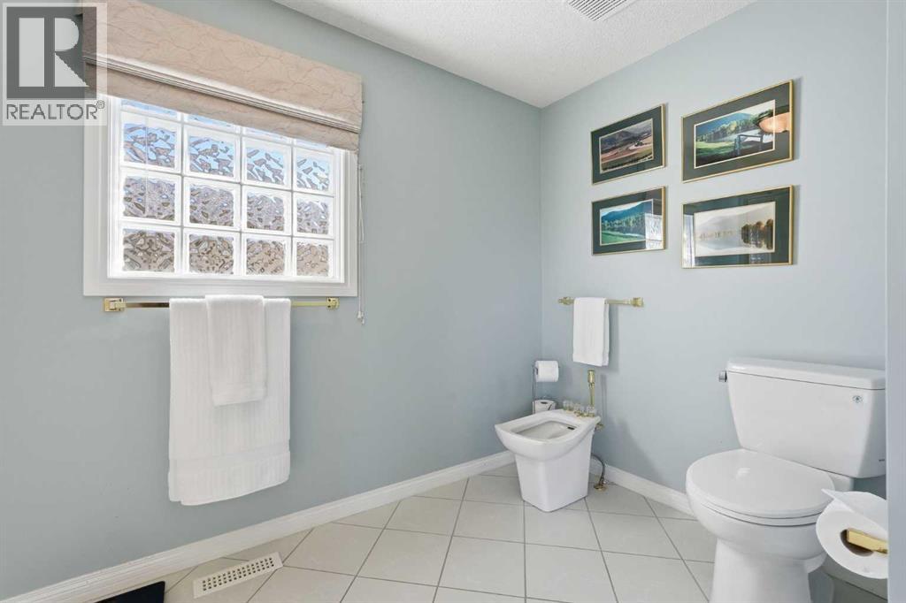 1649 Evergreen Hill Sw, Calgary, Alberta  T2Y 3B6 - Photo 26 - A2323775