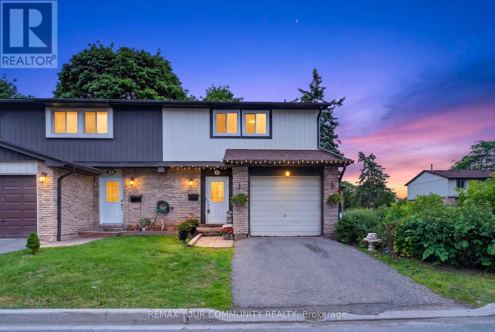 11 - 93 HANSEN ROAD, Brampton, Ontario