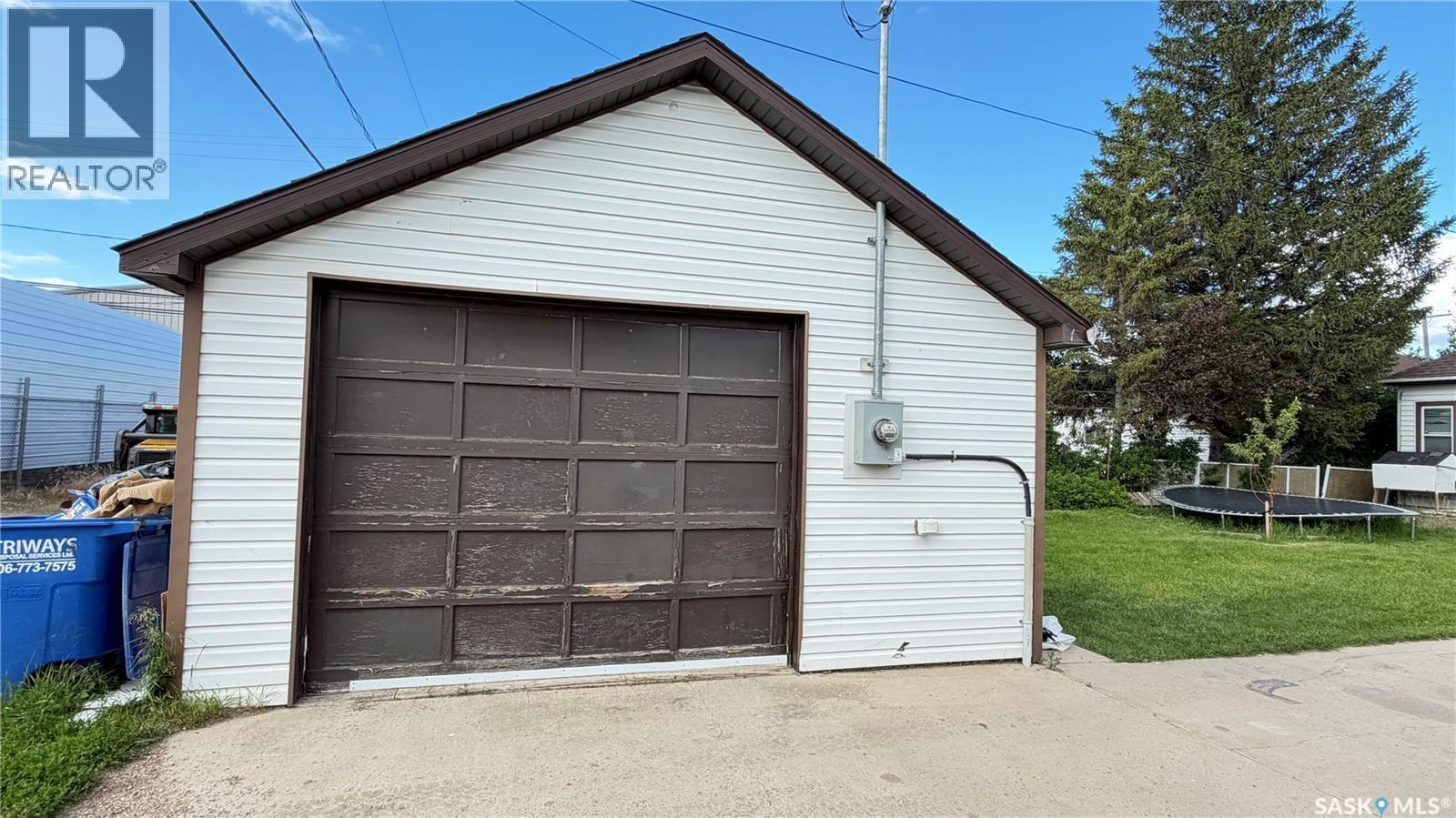 103 Walsh Street, Maple Creek, Saskatchewan  S0N 1N0 - Photo 5 - SK040491
